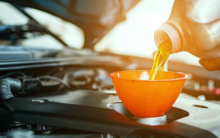 6 Signs Your Mitsubishi Needs an Oil Change