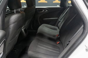 2017 Chrysler 200 LX