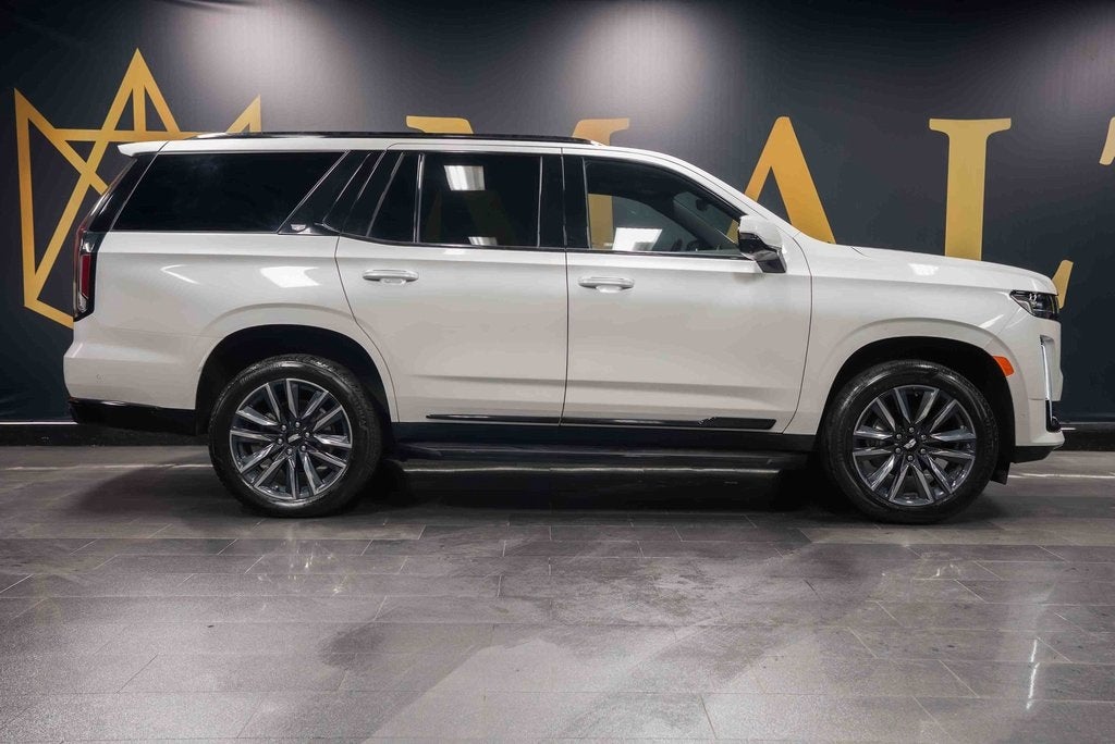 2023 Cadillac Escalade Sport