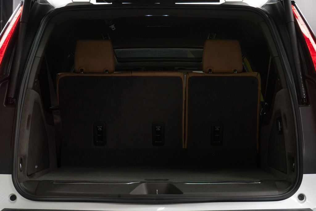 2022 Cadillac Escalade ESV Premium