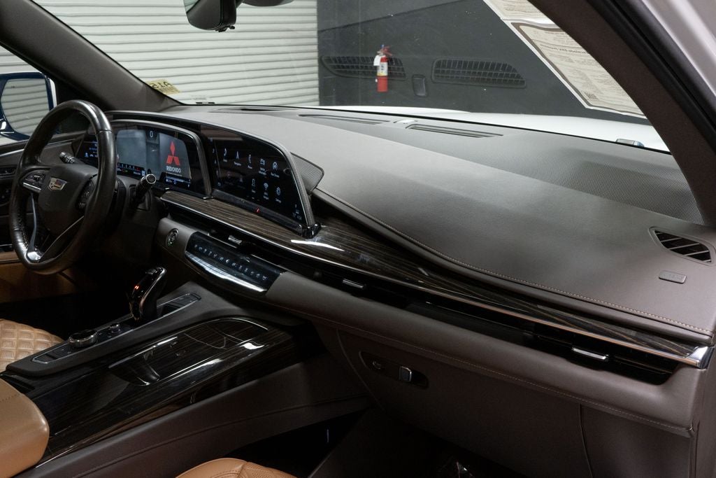 2022 Cadillac Escalade ESV Premium