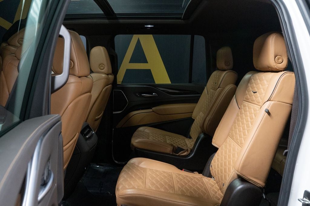 2022 Cadillac Escalade ESV Premium