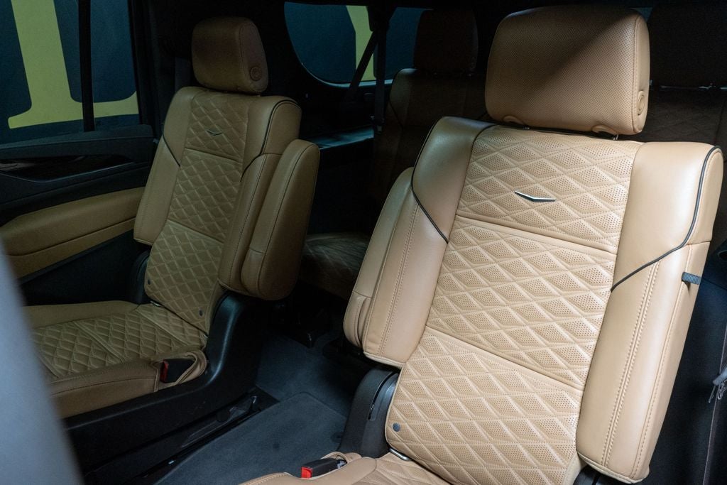 2022 Cadillac Escalade ESV Premium