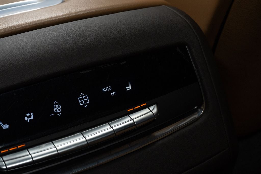 2022 Cadillac Escalade ESV Premium