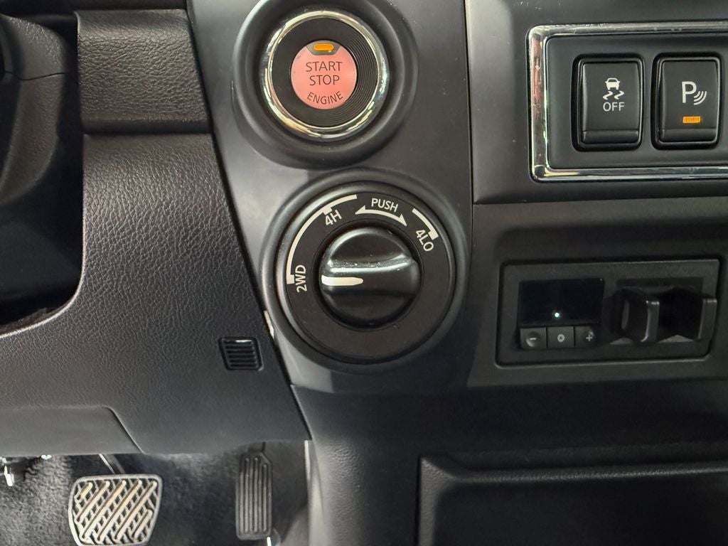 2022 Nissan Titan XD SV