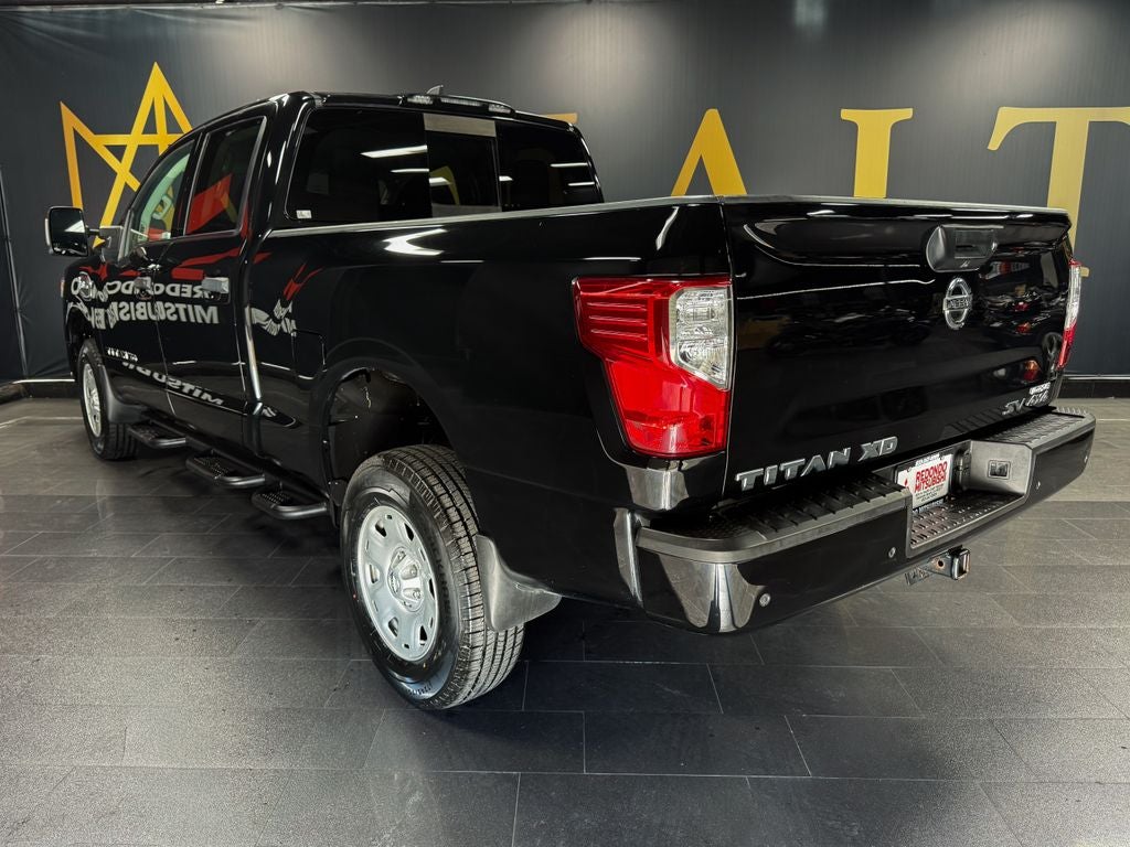 2022 Nissan Titan XD SV