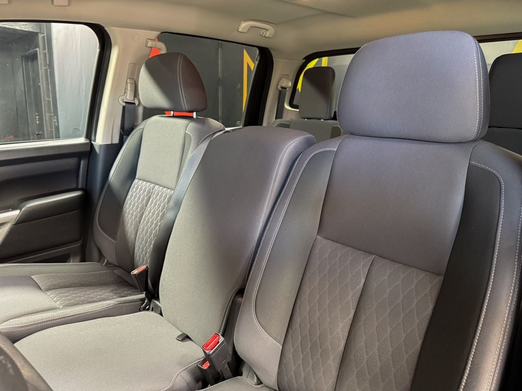 2022 Nissan Titan XD SV