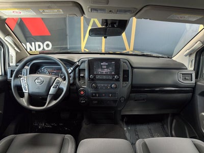 2022 Nissan Titan XD SV