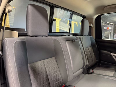 2022 Nissan Titan XD SV