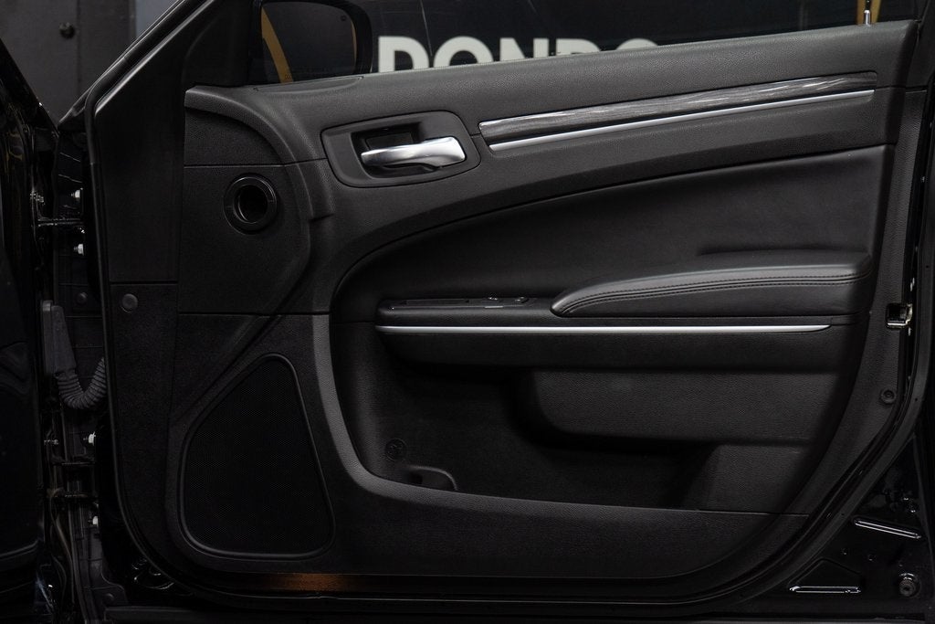 2022 Chrysler 300 Touring