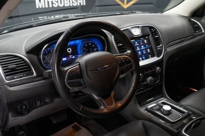 2022 Chrysler 300 Touring