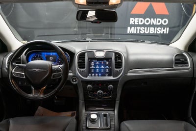 2022 Chrysler 300 Touring