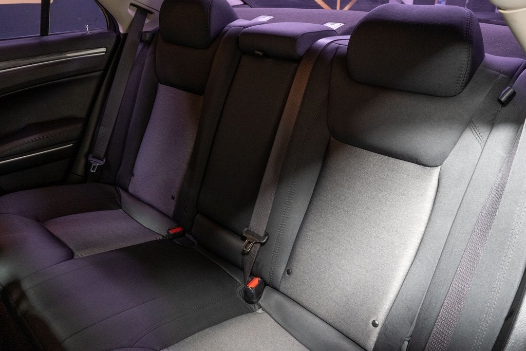 2022 Chrysler 300 Touring