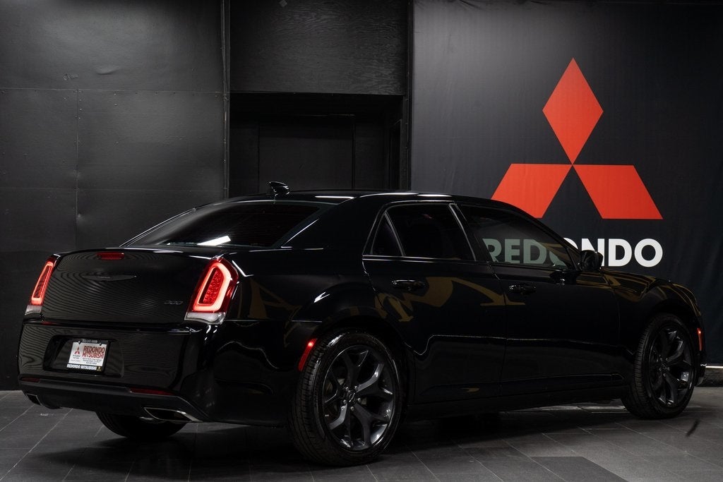 2022 Chrysler 300 Touring