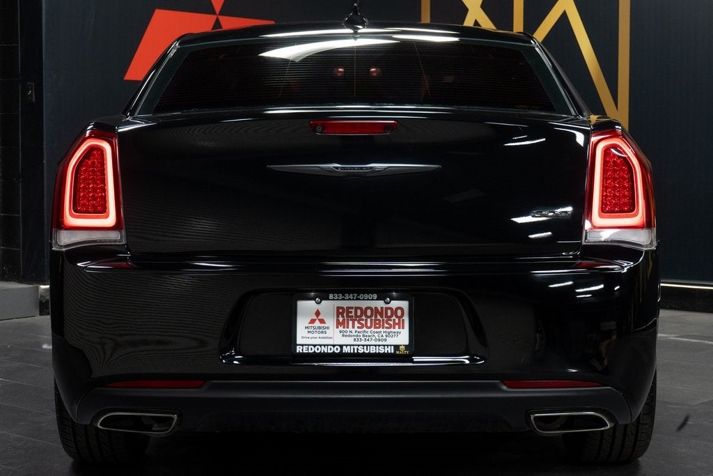 2022 Chrysler 300 Touring