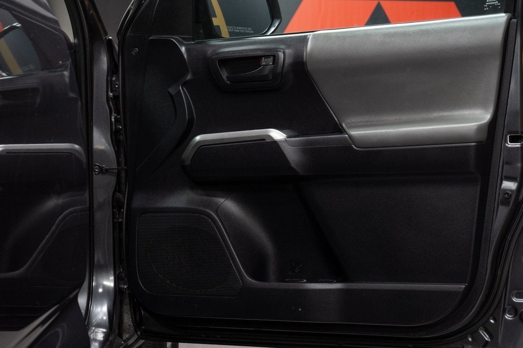 2019 Toyota Tacoma SR5 V6