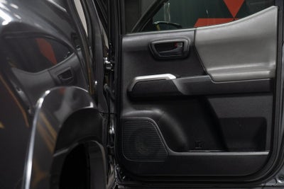 2019 Toyota Tacoma SR5 V6