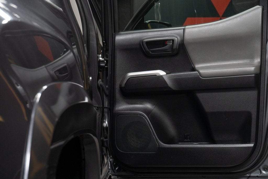 2019 Toyota Tacoma SR5 V6