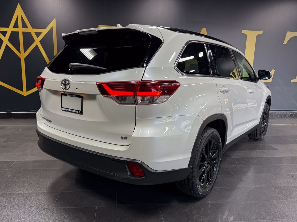 2019 Toyota Highlander SE