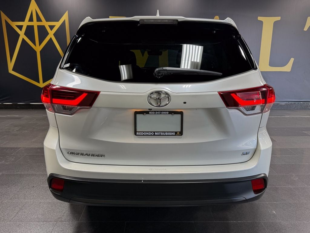 2019 Toyota Highlander SE