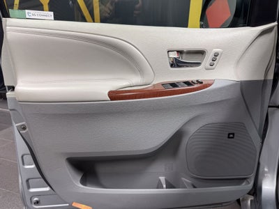 2014 Toyota Sienna Limited 7 Passenger