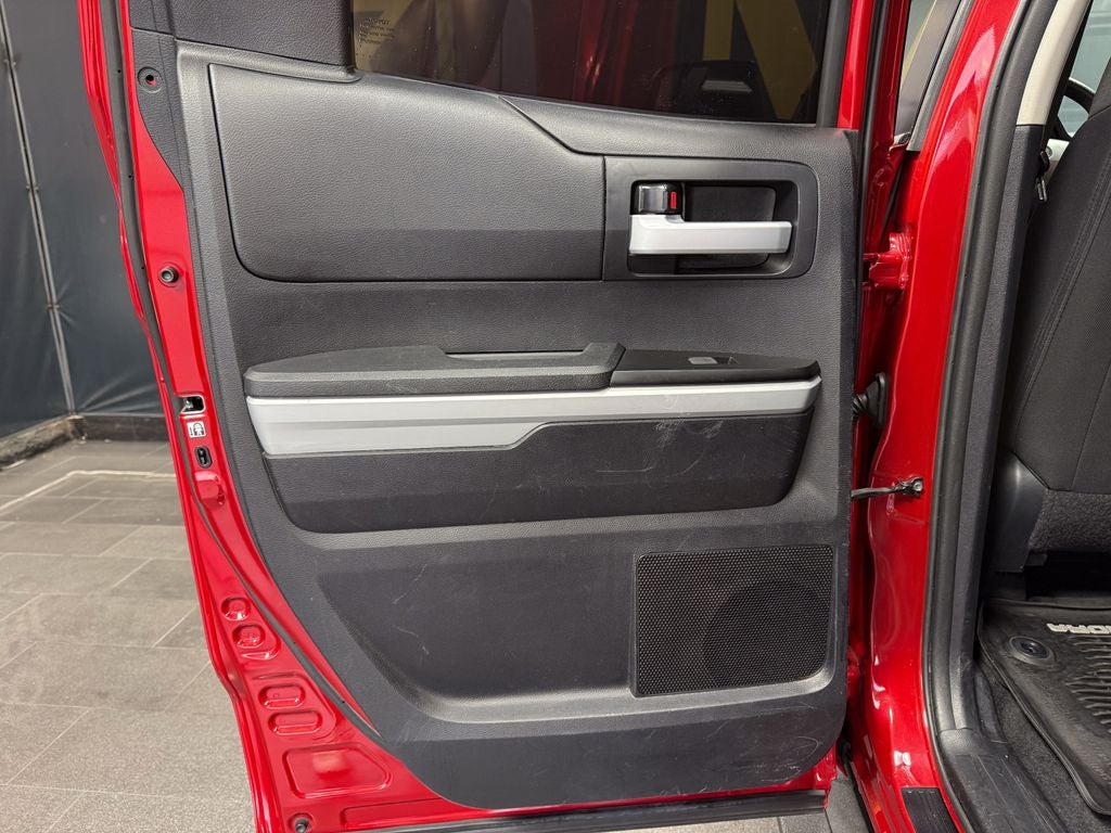 2018 Toyota Tundra SR5