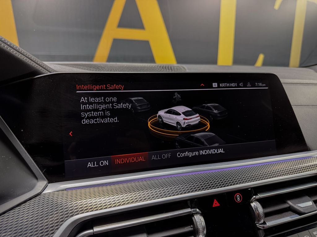 2022 BMW X6 xDrive40i