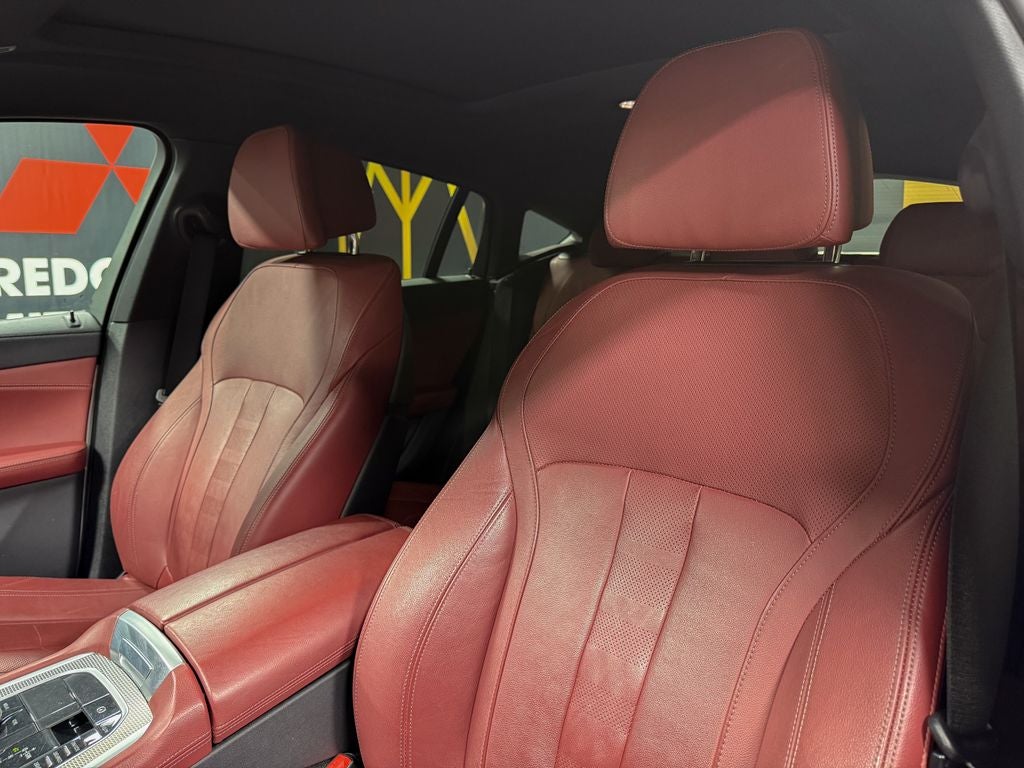 2022 BMW X6 xDrive40i