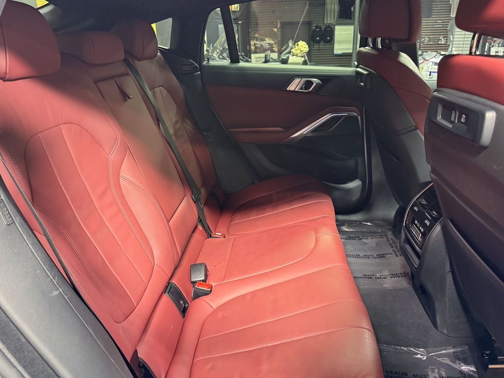 2022 BMW X6 xDrive40i