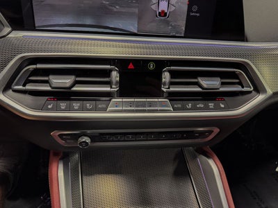 2022 BMW X6 xDrive40i