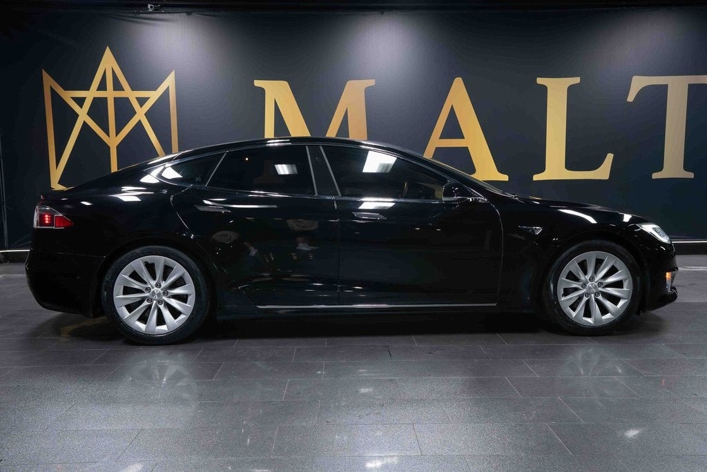 2020 Tesla Model S Long Range