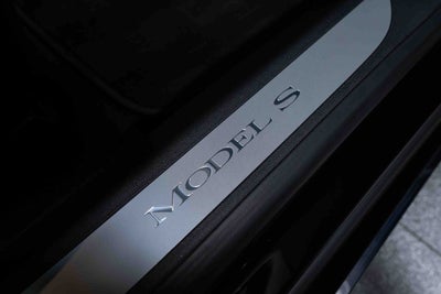 2020 Tesla Model S Long Range