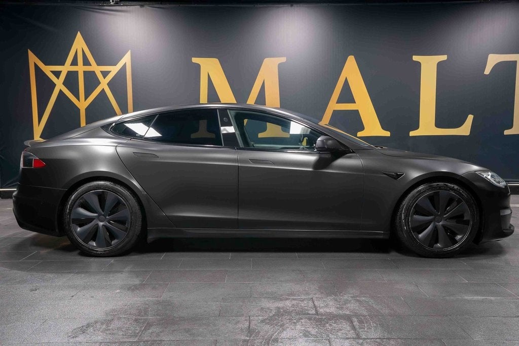 2021 Tesla Model S Plaid