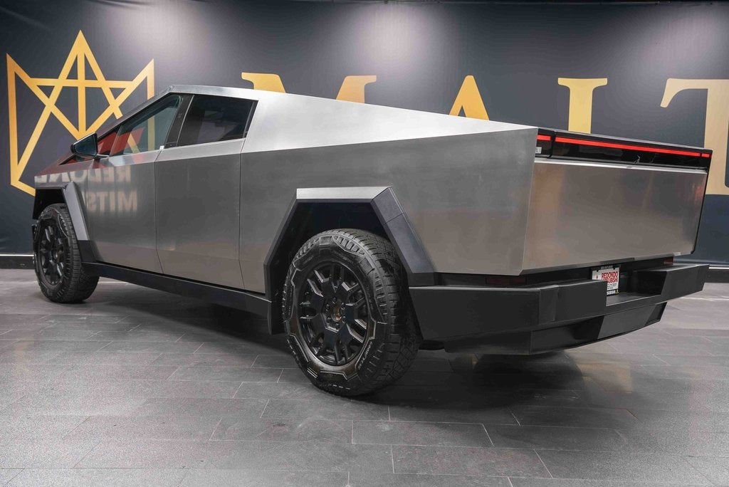 2024 Tesla Cybertruck Base