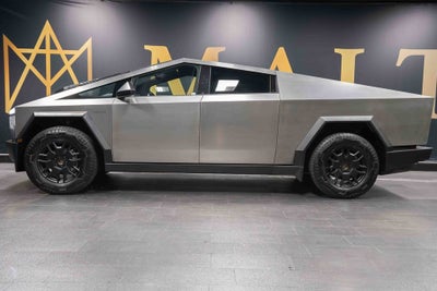 2024 Tesla Cybertruck Base