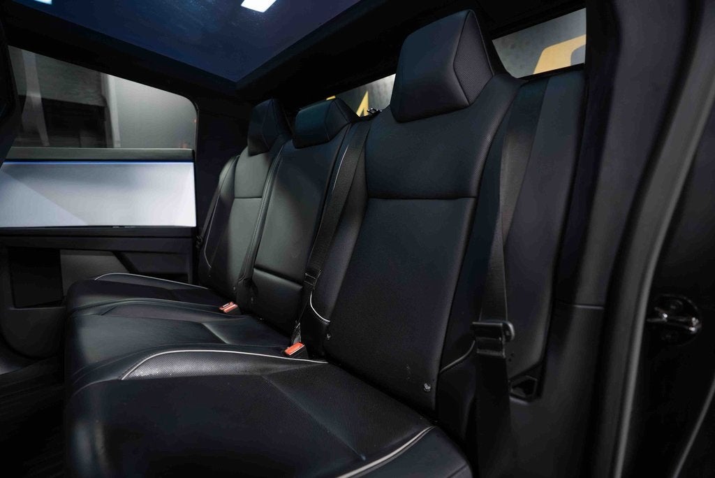 2024 Tesla Cybertruck Base