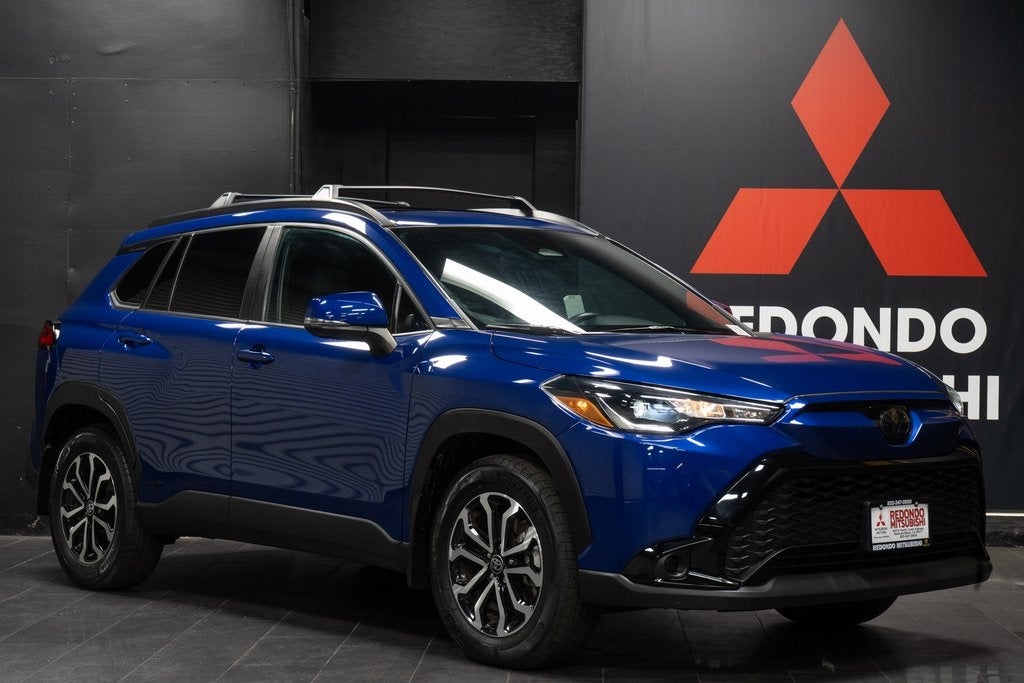 2023 Toyota Corolla Cross Hybrid SE