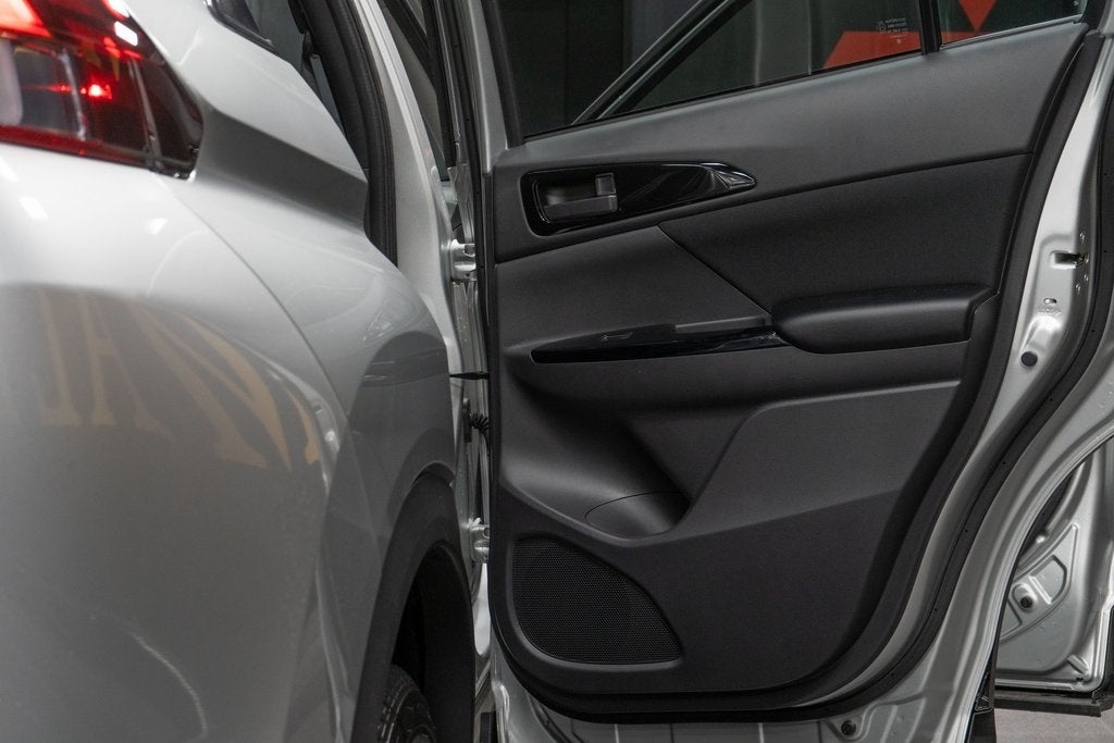 2025 Mitsubishi Eclipse Cross LE