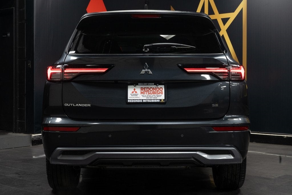 2025 Mitsubishi Outlander SE