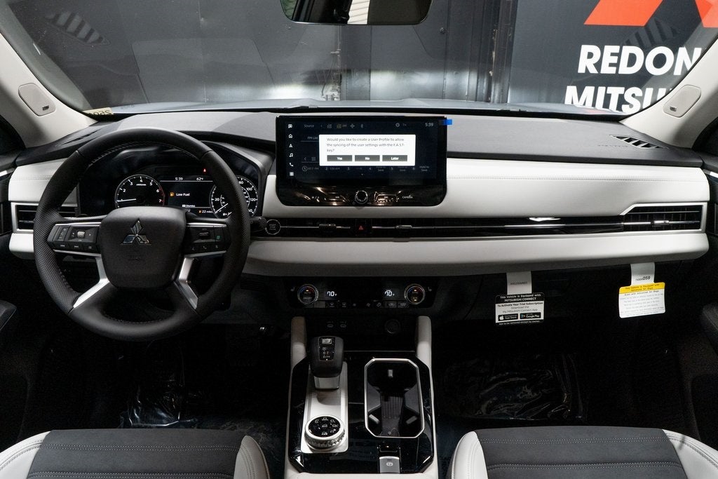 2026 Mitsubishi Outlander SE