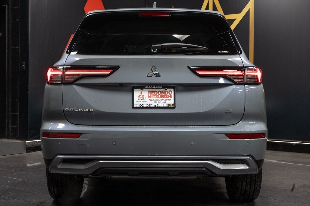 2026 Mitsubishi Outlander SE