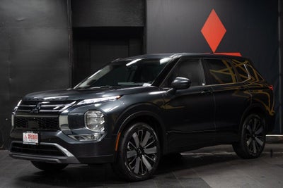 2026 Mitsubishi Outlander SE