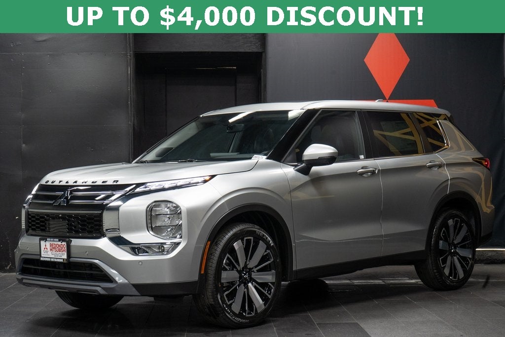 2026 Mitsubishi Outlander SE