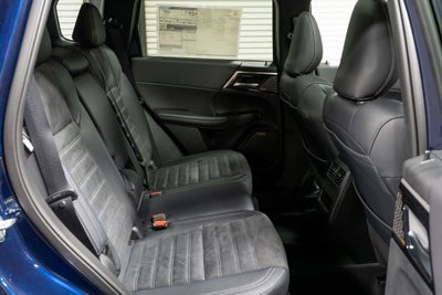 2026 Mitsubishi Outlander SE