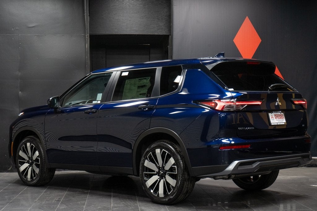 2026 Mitsubishi Outlander SE