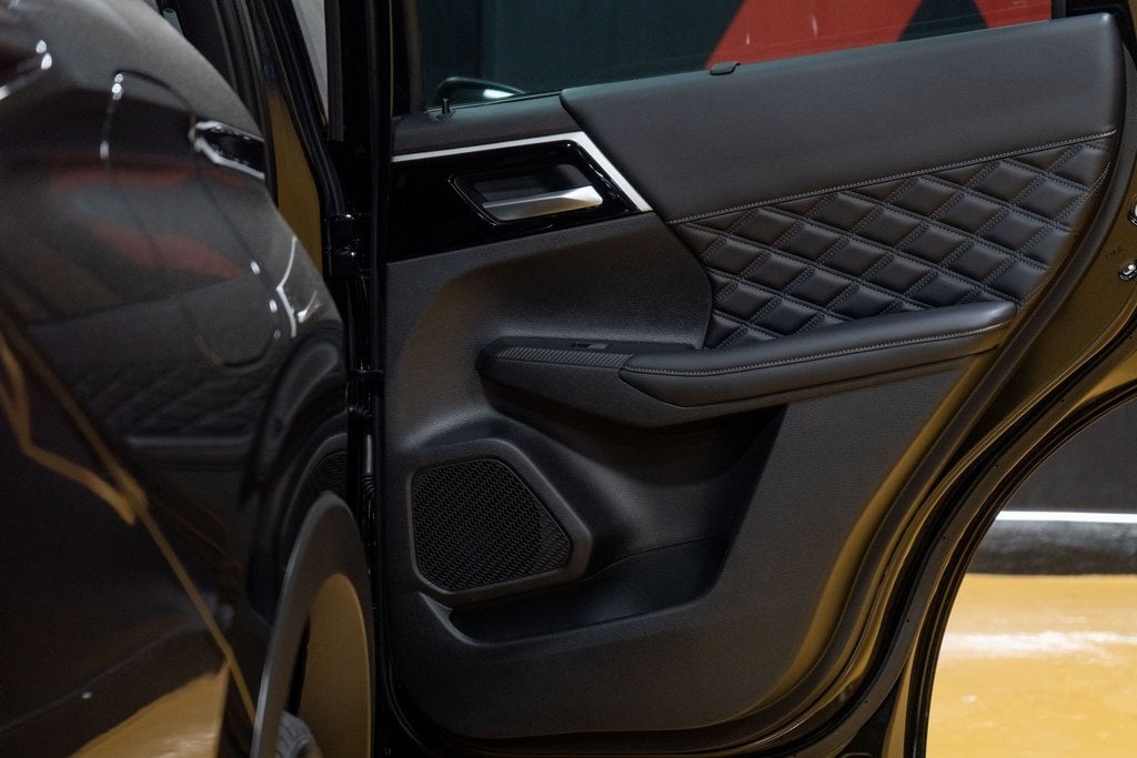 2024 Mitsubishi Outlander SEL