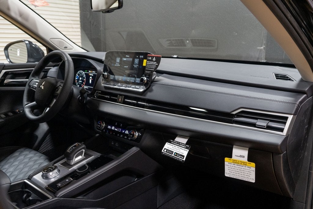 2024 Mitsubishi Outlander SEL