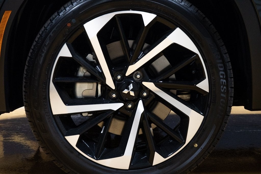 2024 Mitsubishi Outlander SEL