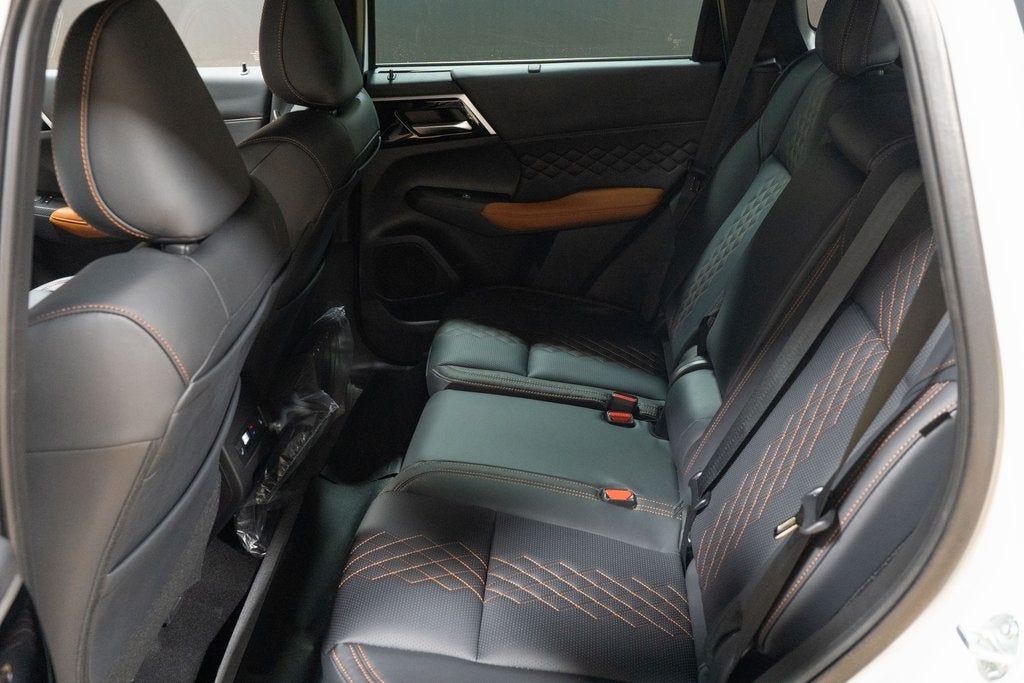 2024 Mitsubishi Outlander SEL