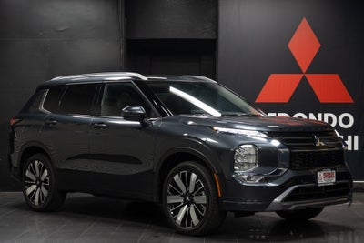 2025 Mitsubishi Outlander SEL